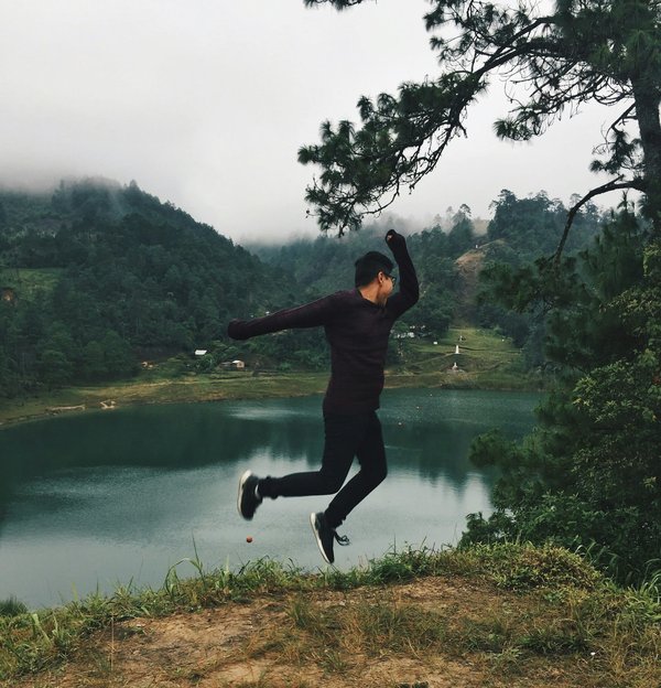 Quels sont les secrets pour une randonnée réussie sur le sentier des Annapurnas au Népal?